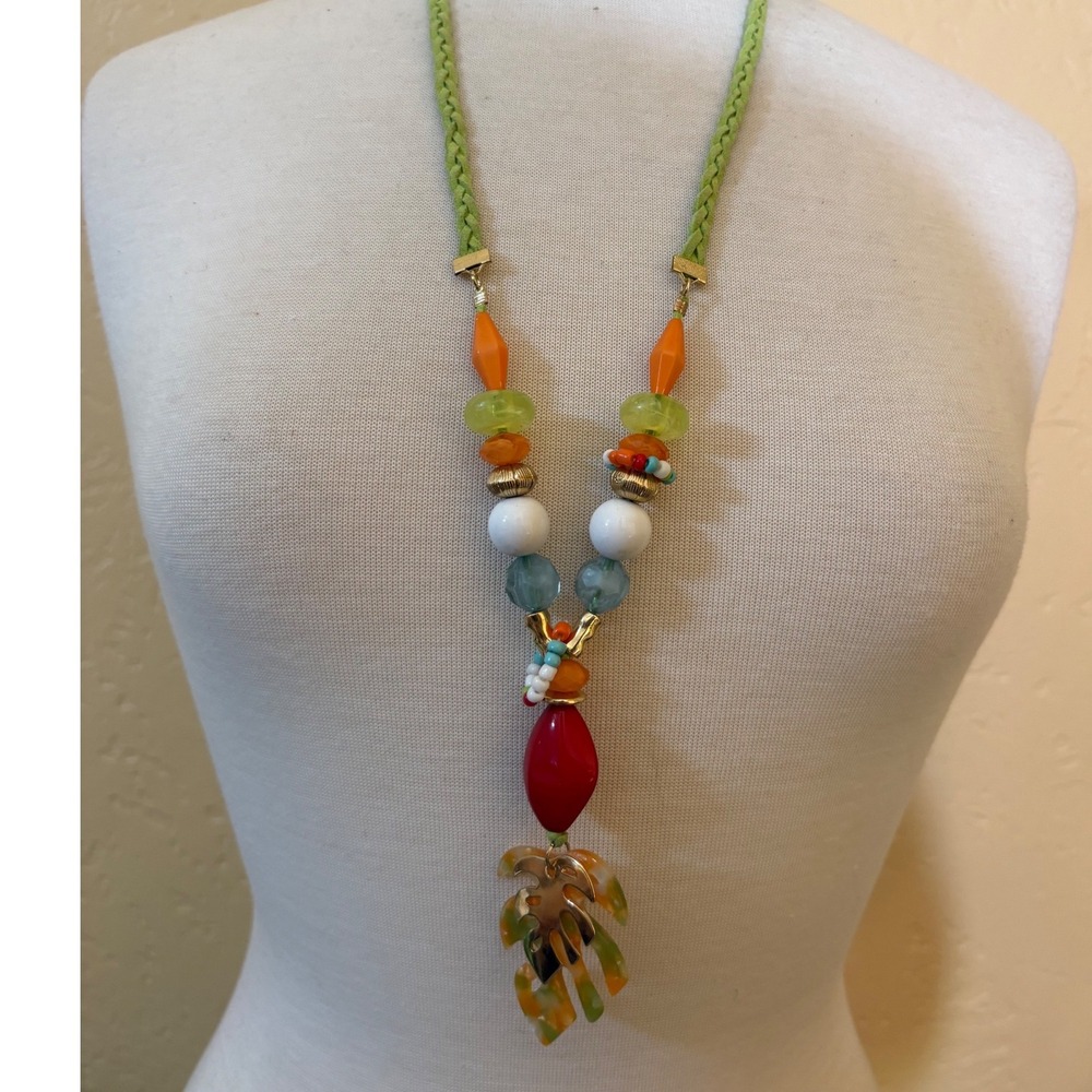 1946‎ Tropical Monstera Leaf Statement Necklace Green Braided Cord Beaded Bold